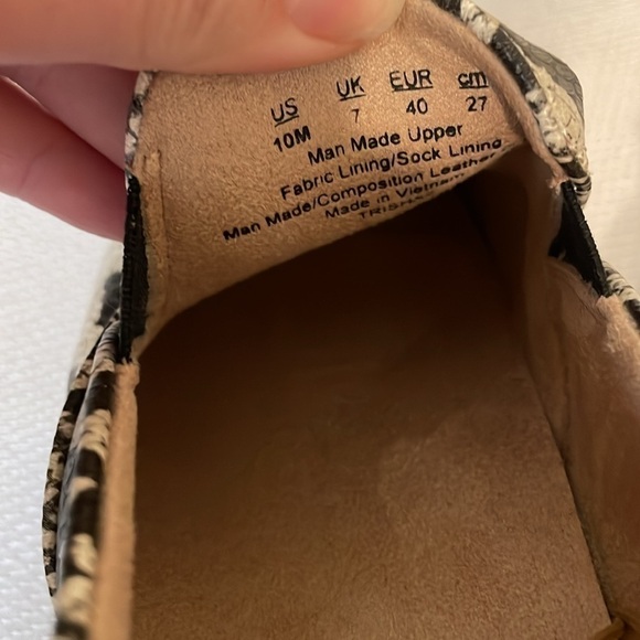 Soul Naturalizer women’s  slip on sneaker 10 python snakeskin loafer cream black - Picture 6 of 10